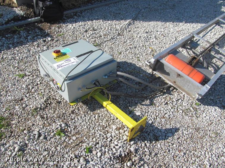 image for item J2507 Mezzanine lift