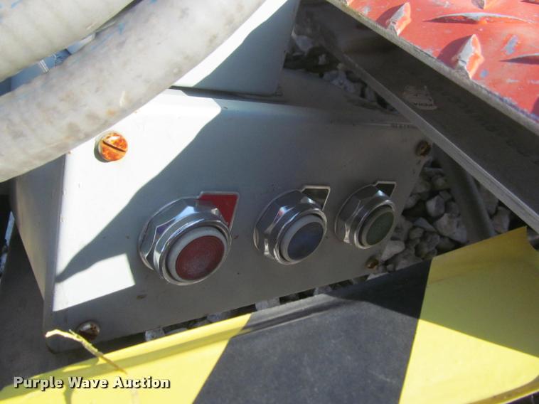 image for item J2507 Mezzanine lift