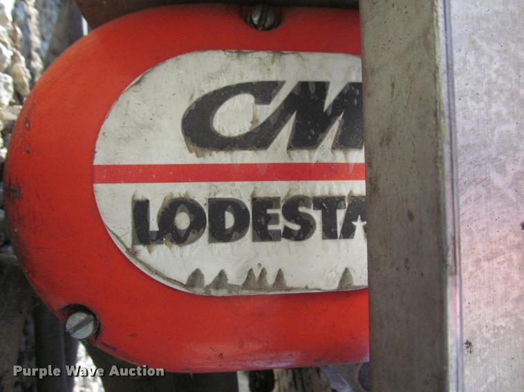 image for item J2507 Mezzanine lift