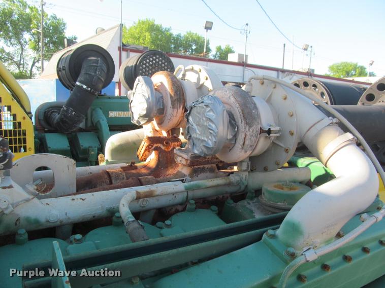 image for item J2512 Cummins generator