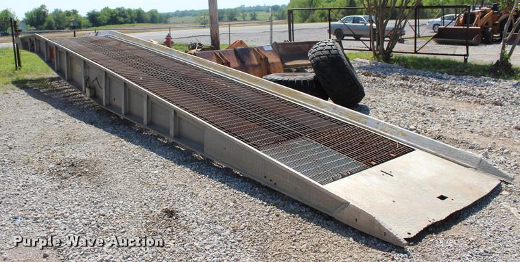 image for item L1989 Magliner ramp