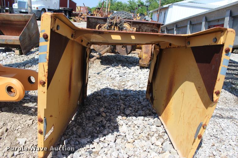 image for item L1991 Case 580 Super L backhoe hood