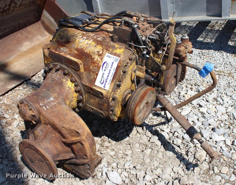 image for item L1992 Case 1000 rear end with final drive