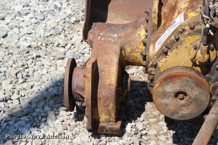 image for item L1992 Case 1000 rear end with final drive