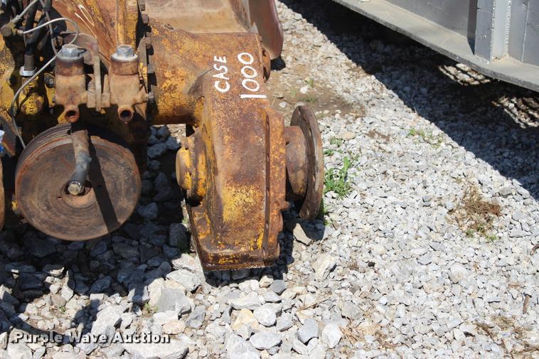 image for item L1992 Case 1000 rear end with final drive
