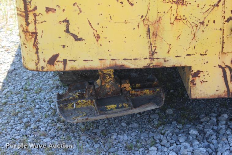 image for item L3010 Drott 85-RM2 carry deck crane