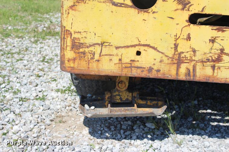 image for item L3010 Drott 85-RM2 carry deck crane