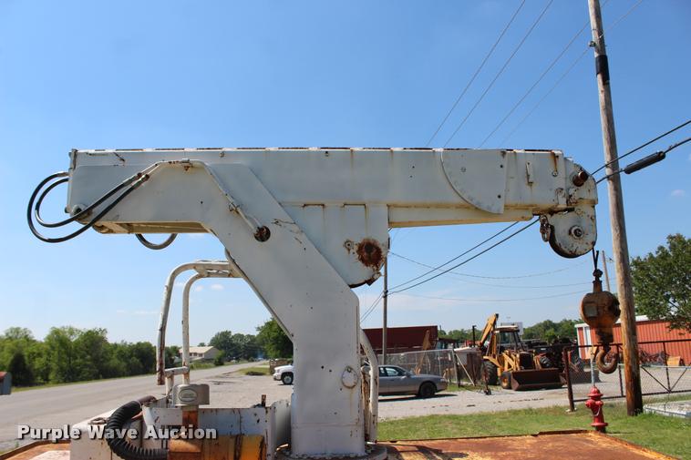 image for item L3010 Drott 85-RM2 carry deck crane