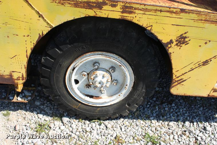 image for item L3010 Drott 85-RM2 carry deck crane