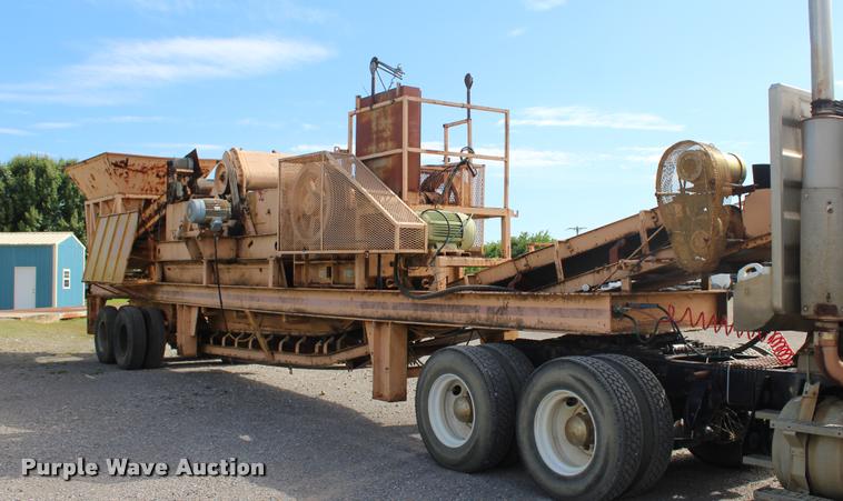 image for item L3126 Cedarapids 30491 jaw crushing plant