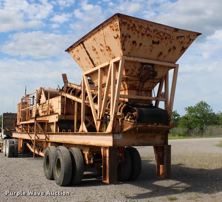 image for item L3126 Cedarapids 30491 jaw crushing plant