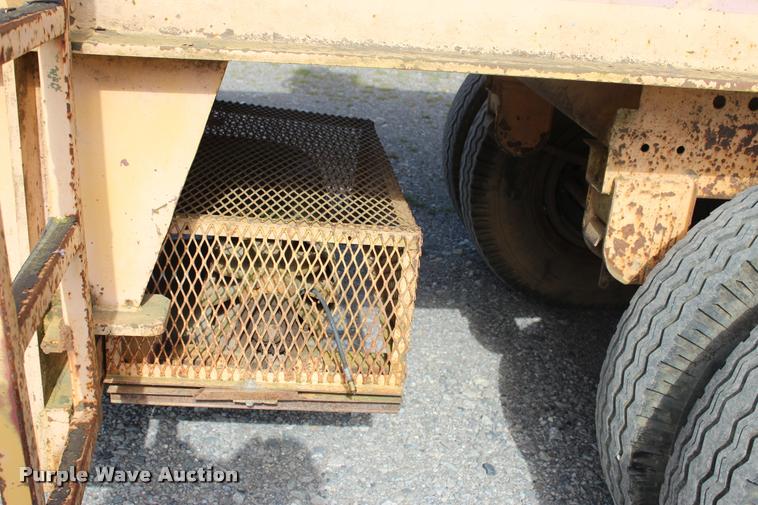 image for item L3126 Cedarapids 30491 jaw crushing plant