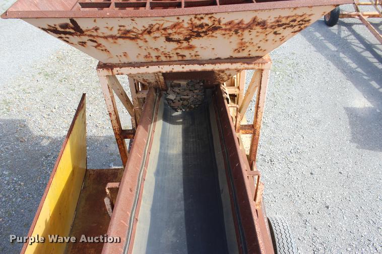 image for item L3126 Cedarapids 30491 jaw crushing plant