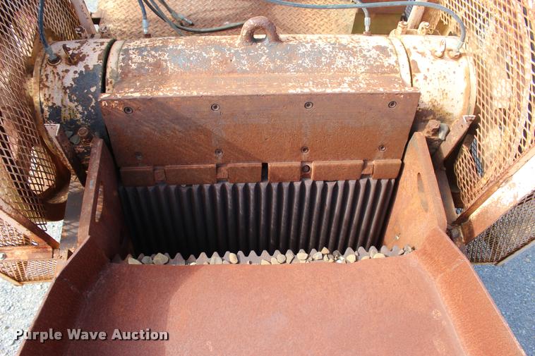 image for item L3126 Cedarapids 30491 jaw crushing plant