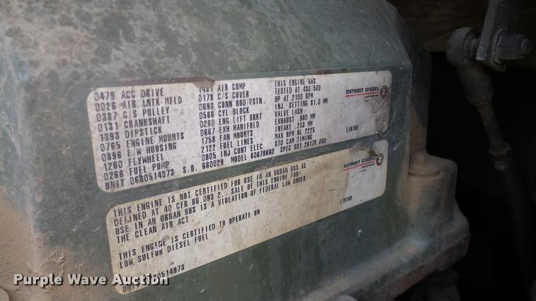 image for item L3129 2000 Freightliner FLD dump truck