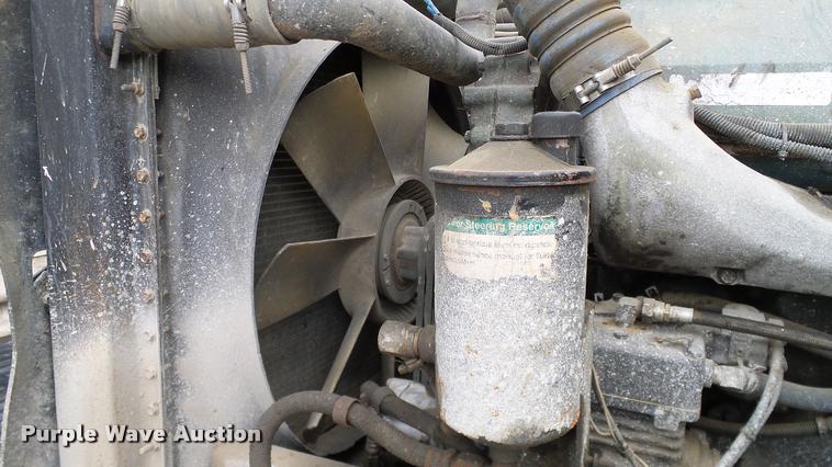 image for item L3130 1997 Freightliner FLD dump truck