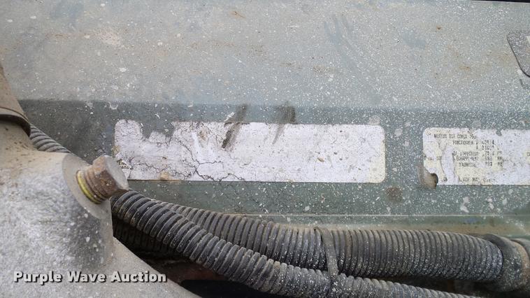 image for item L3130 1997 Freightliner FLD dump truck