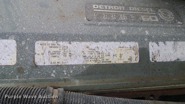 image for item L3130 1997 Freightliner FLD dump truck