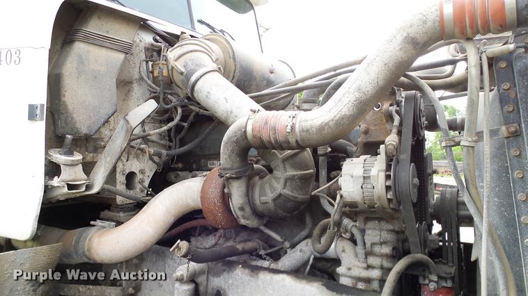 image for item L3130 1997 Freightliner FLD dump truck