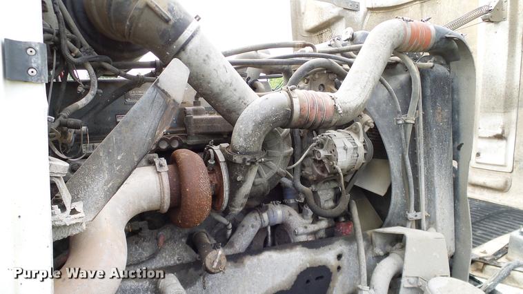 image for item L3130 1997 Freightliner FLD dump truck