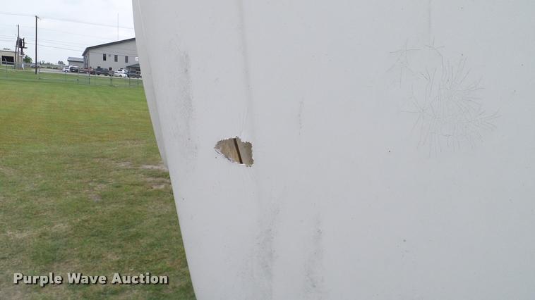 image for item L3130 1997 Freightliner FLD dump truck