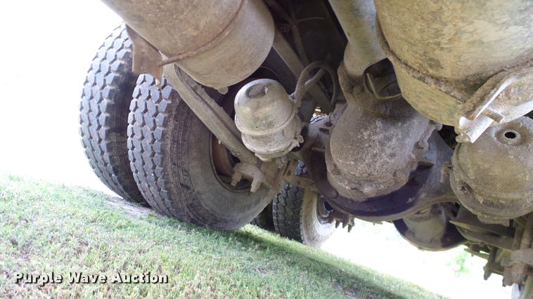 image for item L3130 1997 Freightliner FLD dump truck