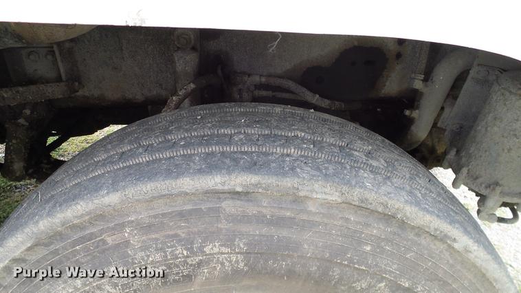 image for item L3130 1997 Freightliner FLD dump truck