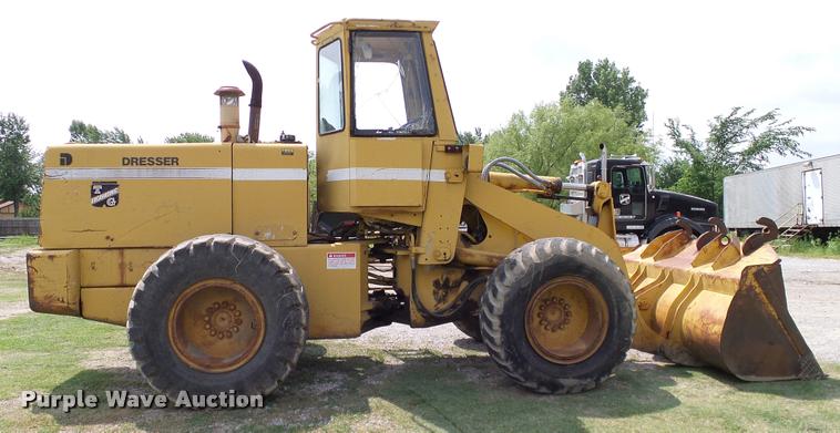 image for item L3132 1986 Dresser 520B wheel loader