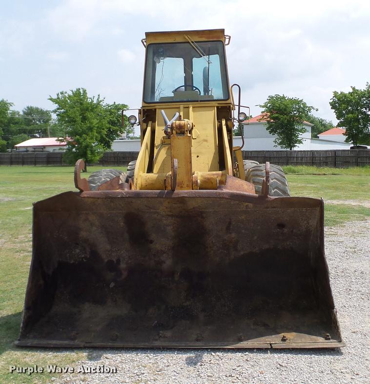 image for item L3132 1986 Dresser 520B wheel loader