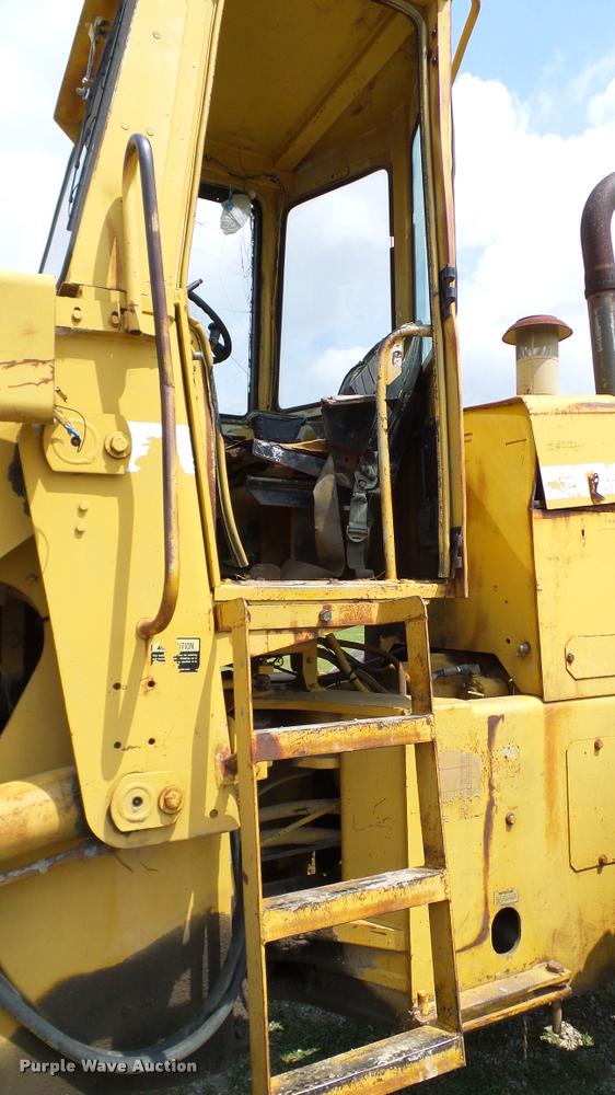 image for item L3132 1986 Dresser 520B wheel loader