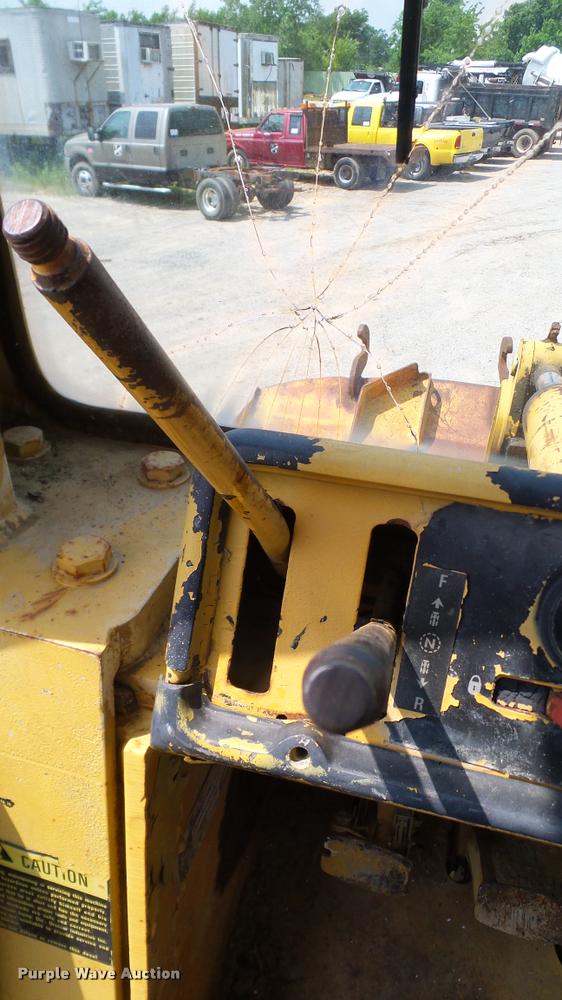 image for item L3132 1986 Dresser 520B wheel loader