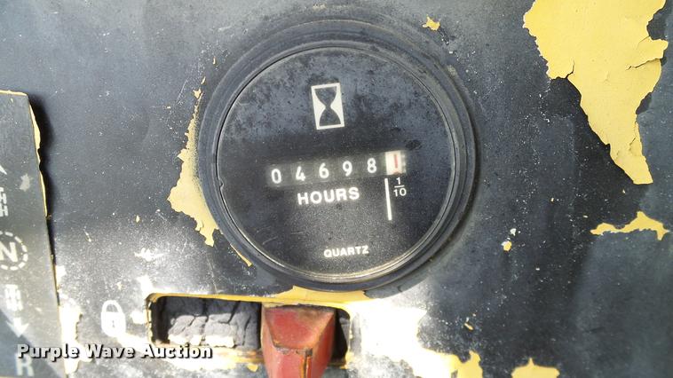 image for item L3132 1986 Dresser 520B wheel loader