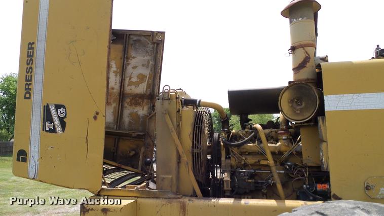 image for item L3132 1986 Dresser 520B wheel loader