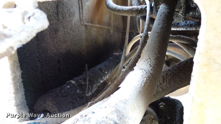 image for item L3132 1986 Dresser 520B wheel loader