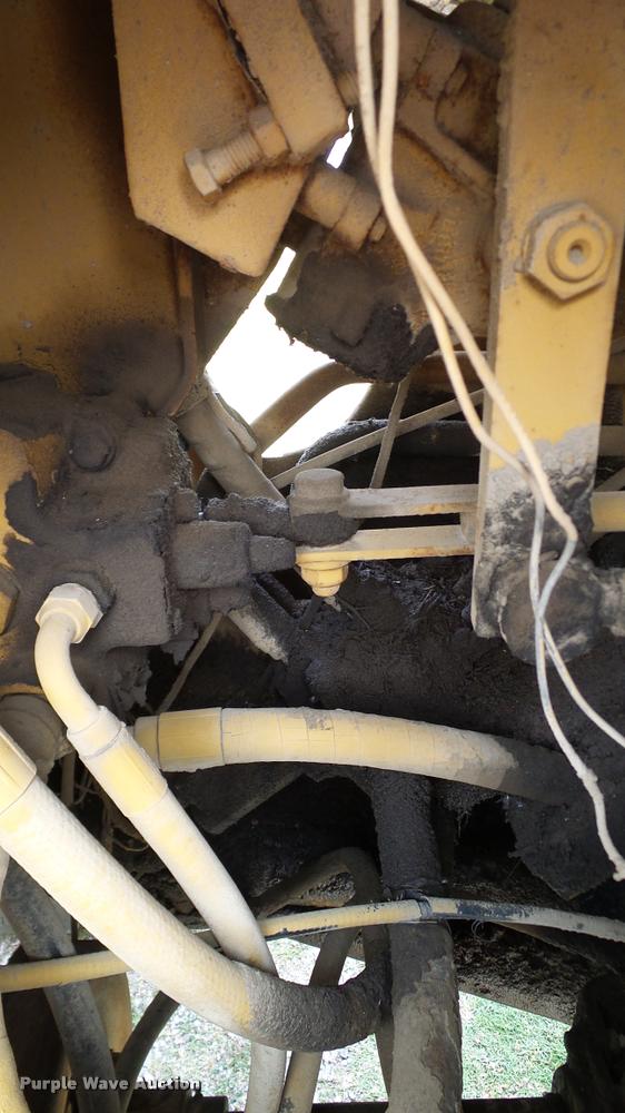image for item L3132 1986 Dresser 520B wheel loader