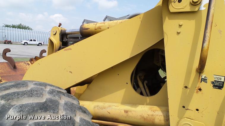 image for item L3132 1986 Dresser 520B wheel loader
