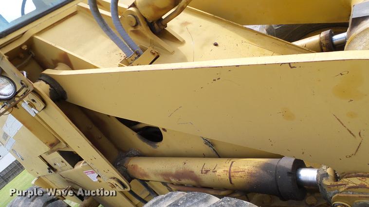 image for item L3132 1986 Dresser 520B wheel loader