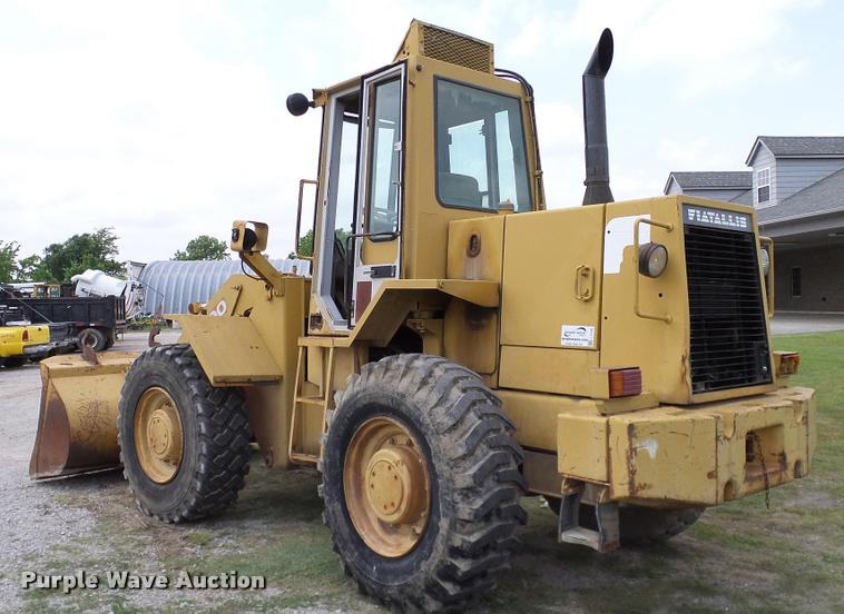 image for item L3139 1994 Fiat-Allis FR100 wheel loader
