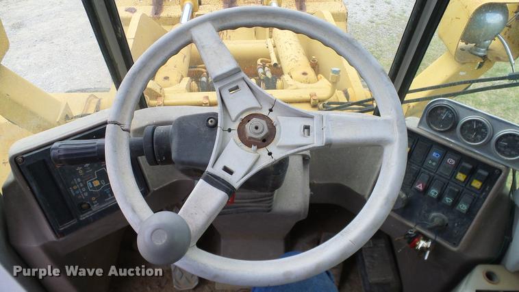 image for item L3139 1994 Fiat-Allis FR100 wheel loader