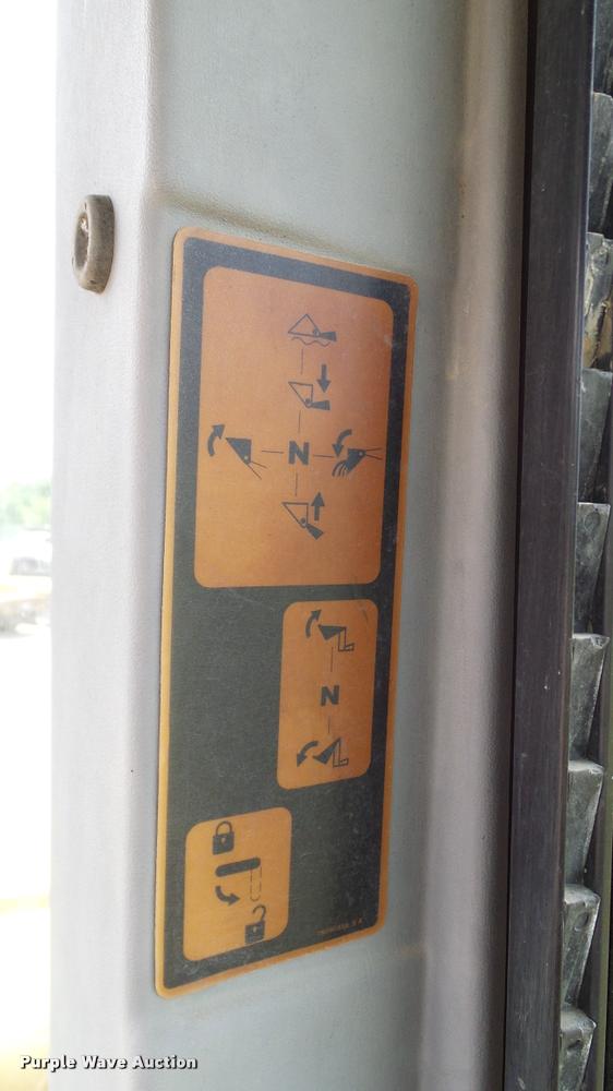 image for item L3139 1994 Fiat-Allis FR100 wheel loader