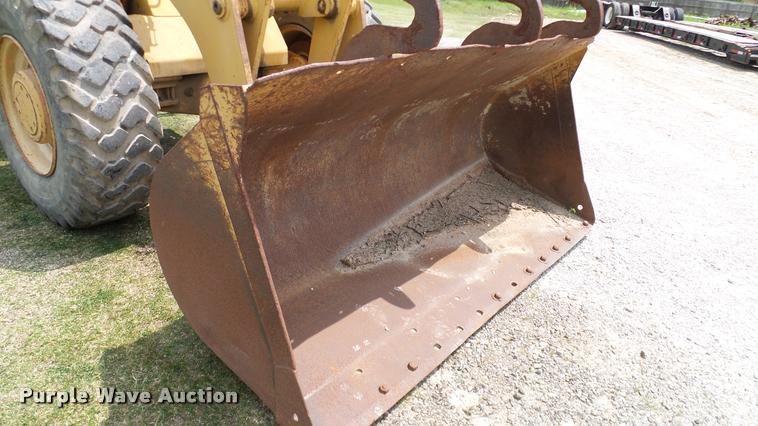 image for item L3139 1994 Fiat-Allis FR100 wheel loader