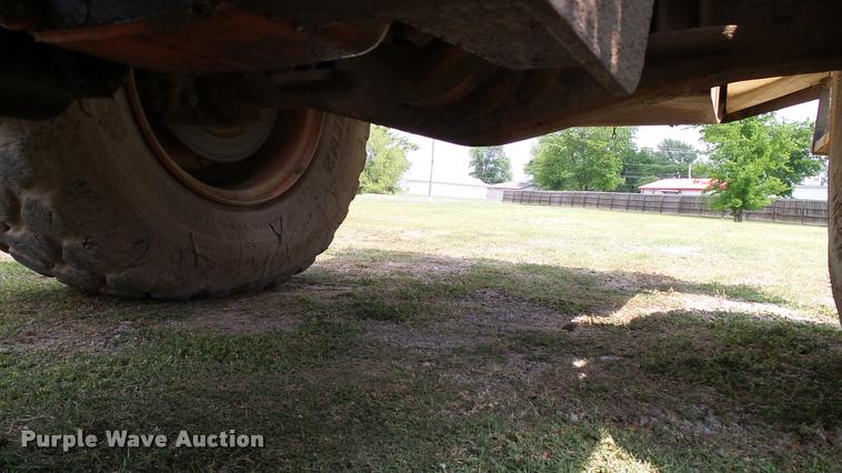 image for item L3139 1994 Fiat-Allis FR100 wheel loader