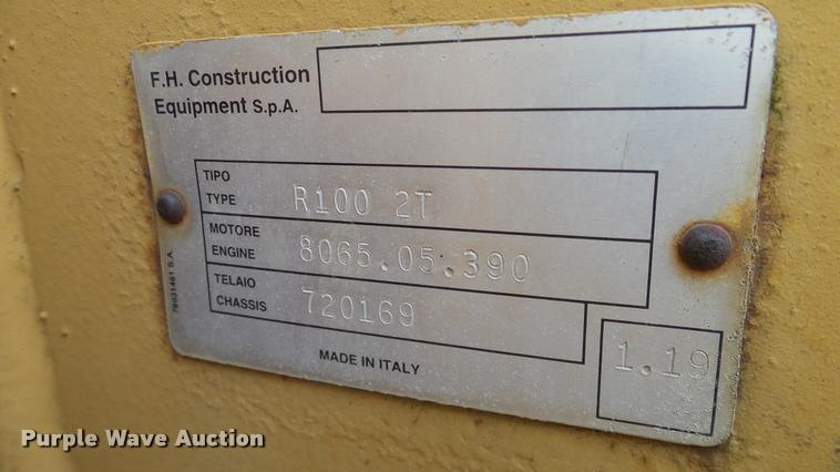 image for item L3139 1994 Fiat-Allis FR100 wheel loader