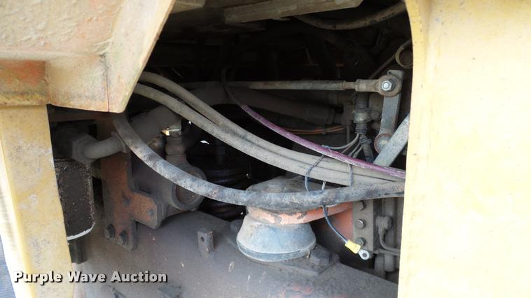 image for item L3139 1994 Fiat-Allis FR100 wheel loader