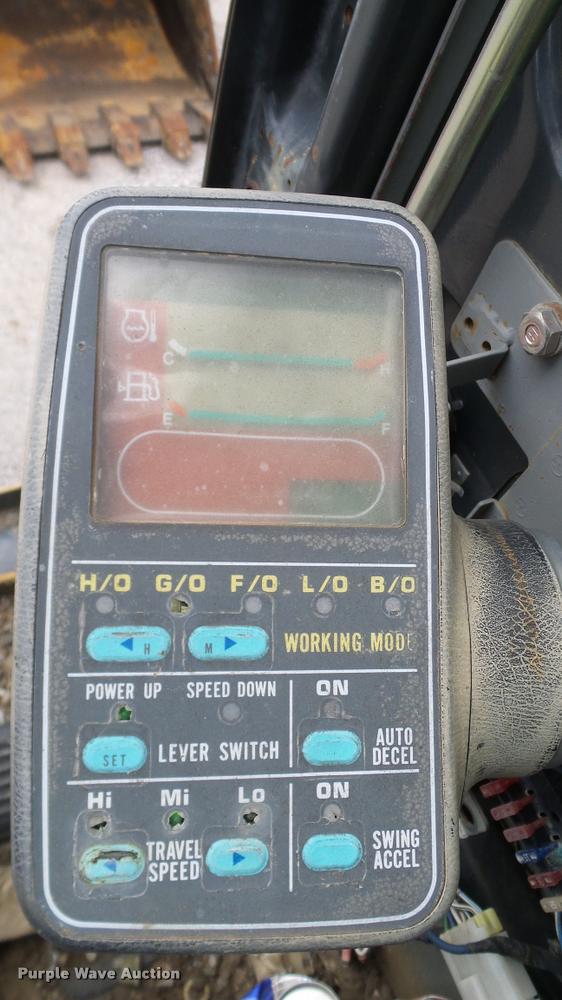 image for item L3140 1994 Komatsu PC200LC-6L excavator