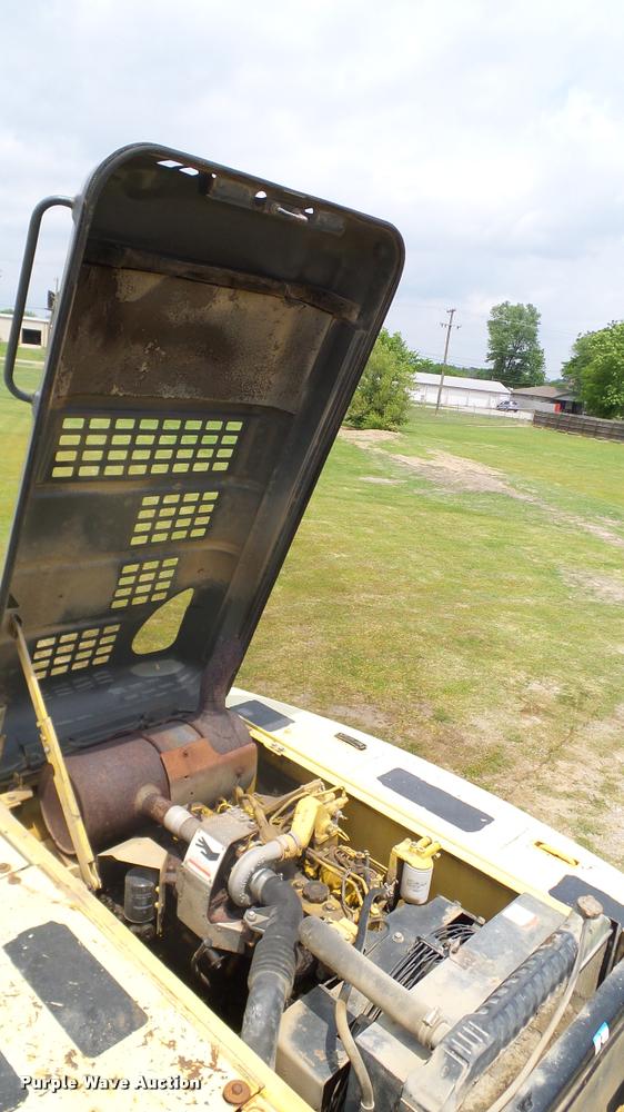 image for item L3140 1994 Komatsu PC200LC-6L excavator