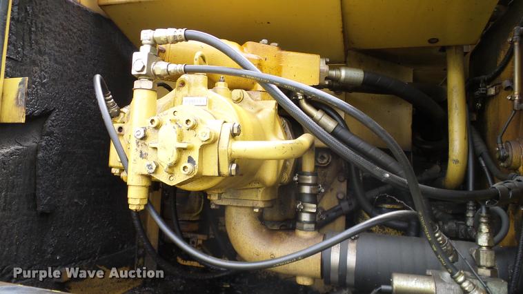 image for item L3140 1994 Komatsu PC200LC-6L excavator