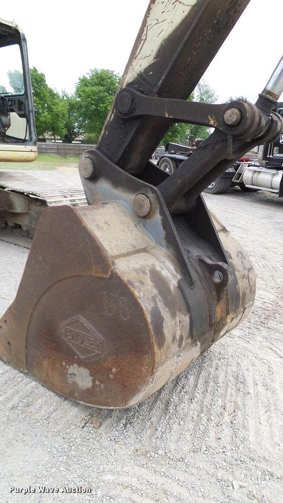 image for item L3140 1994 Komatsu PC200LC-6L excavator