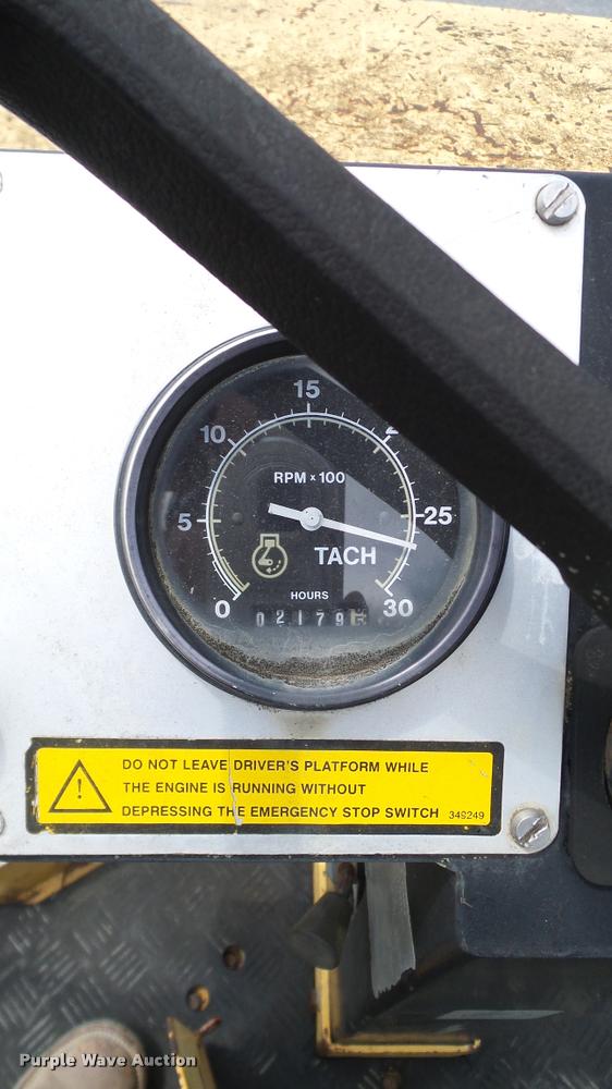 image for item L3145 1992 Dynapac CC121 double drum vibratory roller