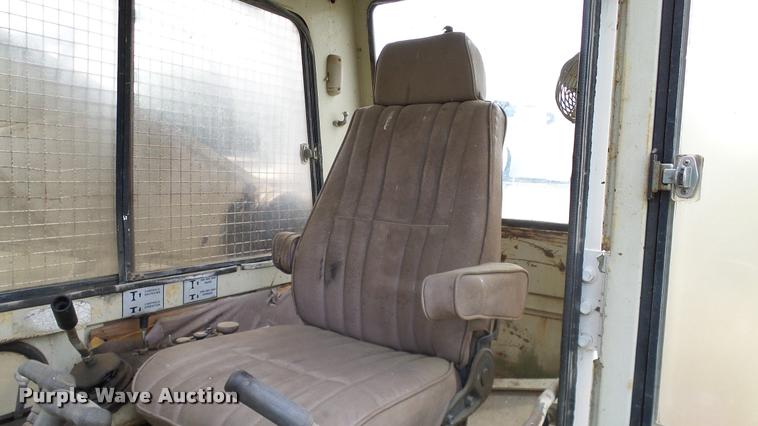 image for item L3148 1987 Link Belt LS-5800A excavator